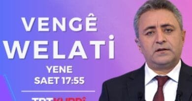 Rocevê Türkiye, u Dınya her heftê programê “vengê welati” qısey beno… Murat Yalçın, Gazetewon Ahmet Ay, Siyasetmedar Muhammed Dara Akar u Nuştox Mahmut Erdoğmuş rocevê Türkiye, dınya u mıntıqa qısey keni…. “vengê welati” her heftı roco yene saet 17:55 dı TRT Kurdî dı goni yeno ekran