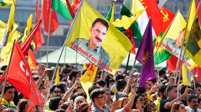 Tirkiye Destûra Hevdîtina bi Ocalan re Dide