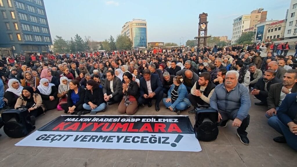 Tirkiyê Hevşaredara Sêrtê Ceza Dike û Qayum li Cîhê Wê Datîne