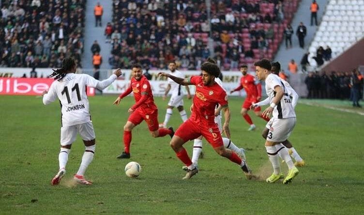 Amedspor li mala xwe bi pûanekê razî bû