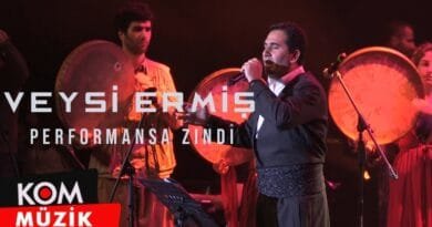 Veysi Ermiş - Performansa Zindî ( © Kom Müzik )