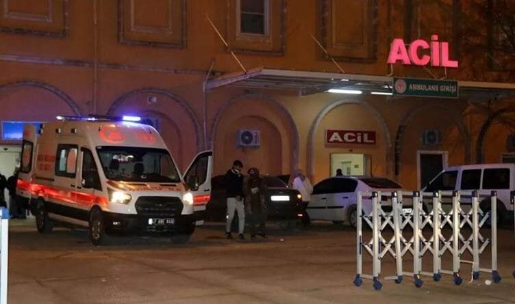 Mêrdîn - Mînîbus û barhilgir li hev qelibîn: 7...