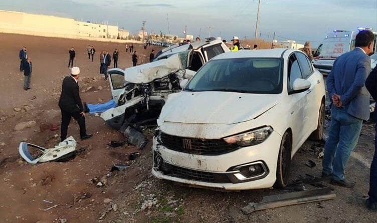 AMED - 4 wesayît li hev qelibîn: 3 mirî û 4...