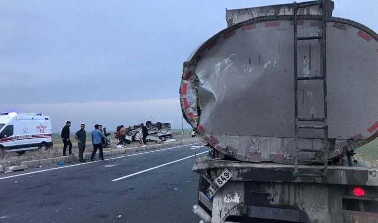 Mêrdîn: Di bûyera trafîkê de zarokek mir û 2 kes birîndar bûn