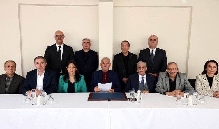 Heyeta DEM Partiyê ji Îmraliyê vegeriya