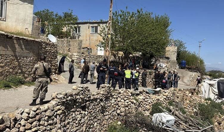 Li Semsûrê pevçûn: 5 birîndar