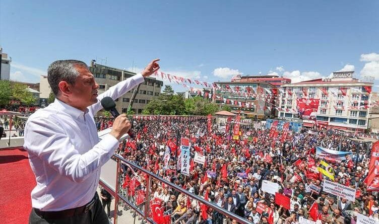 Ozgur Ozel: Em piştgiriyê didin pêvajoya...