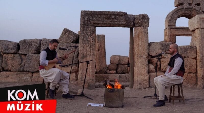 Mikaîl Aslan, Shoresh Mahmoudi - Çi Çem E (2020 © Kom Müzik)