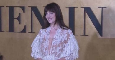 Festîvala Deryaya Sor stêrkên Hollywoodê û cîhanê...