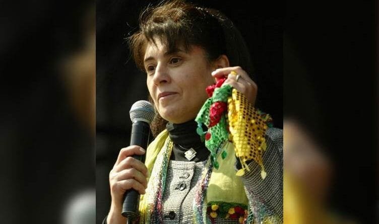 Ahmet Guneştekîn: Heqareta li Leyla Zanayê li gelekî hatiye kirin