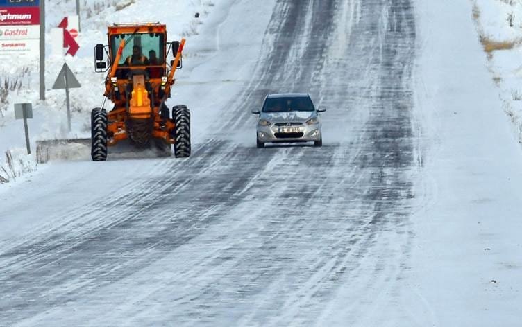 Li Bakurê Kurdistanê zivistan: Rêyên bi sedan...