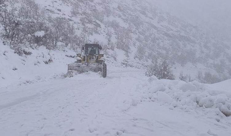 Li Bakurê Kurdistanê zivistan dijwar e: Rêyên bi...