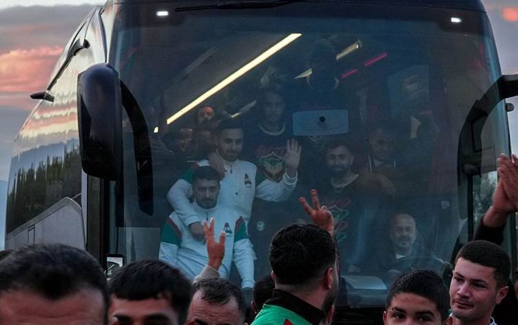 Amedsporê ji bo Leyla Zanayê biryar da, maça...