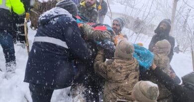 Jina ku ji bin aşûtê bi birîndarî hatibû...