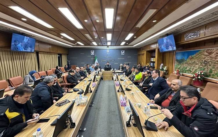 Li Sineyê berf û bagerê înterneta 189 gundan qut...