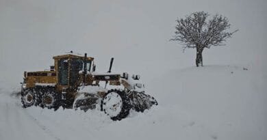 Li Bakur zivistan dijwar e û rêyên 1012 gundan...