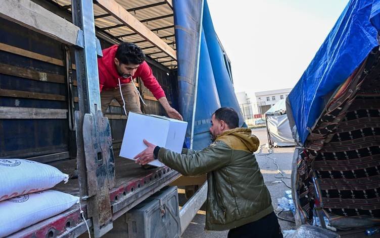 Alîkariyên kampanyaya Rûdawê derbasî Rojavayê...