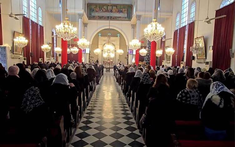 Xiristiyanên Qamişloyê di navbera tirs û hêviyê...