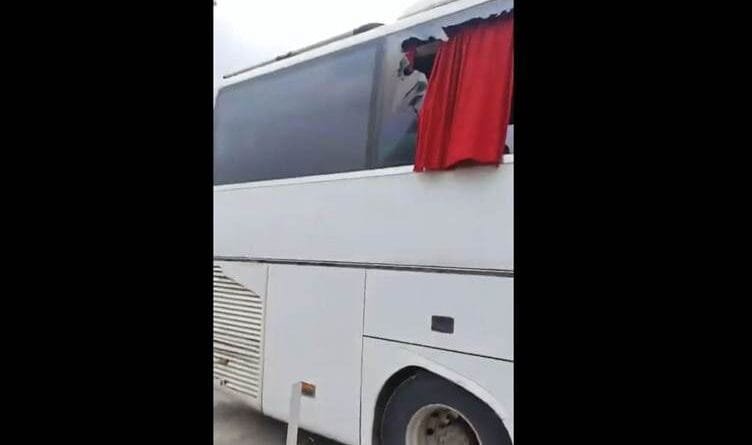 Li Edeneyê nijadperestan êrişî alîgirên Batman...