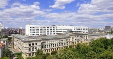 Zanîngeha Teknîkî ya Berlînê karmendên ku êrişî...