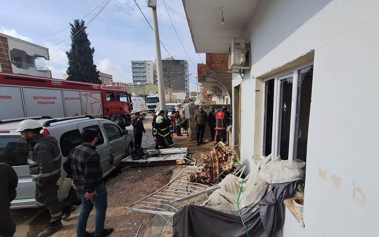 Li Qoserê teqîn, 3 jin birîndar bûn