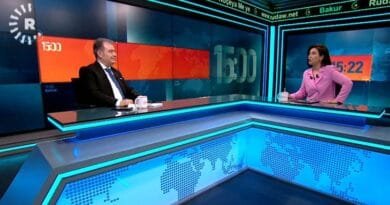 Prof. Ekîncî bang kir: Zarokan zêde zêde çêkin,...