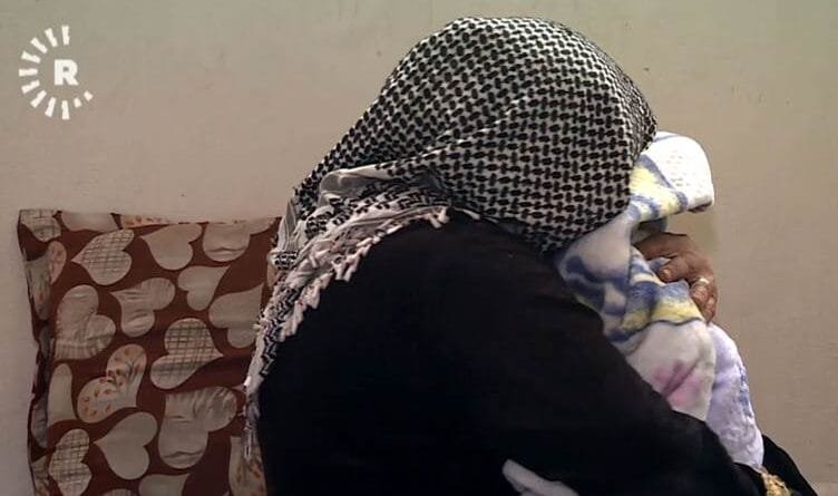 Dengê axîna welatekî kitim ji çîroka Axînê tê