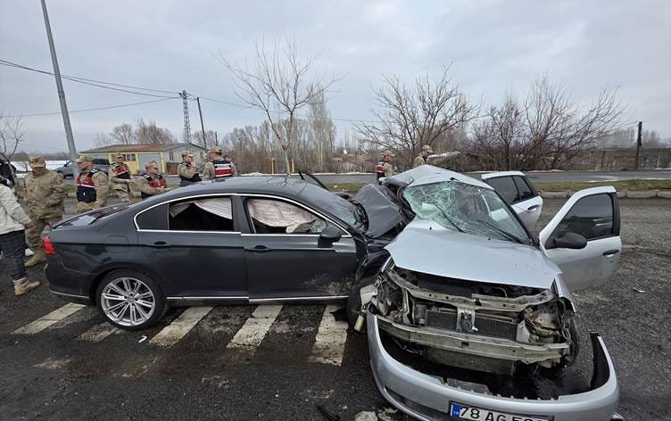 Li Çewlîgê qeza: Bav û kur mirin