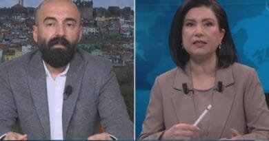 Zimanzan Bahoz Baran rexne li saziyên Kurdan...