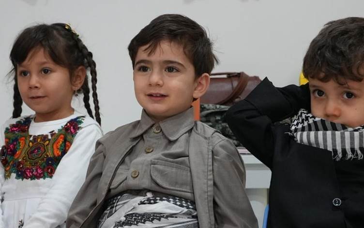 WÊNE - Li Zarokistanên Amedê Roja Zimanê Dayîkê...