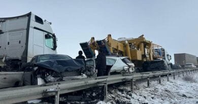 Li Erziromê zêdetirî 10 wesayîtan li hev qelibîn