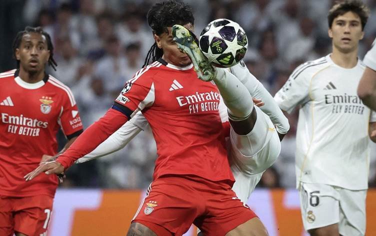 Di Lîga Şampiyonan de 16 tîmên dawî diyar bûn