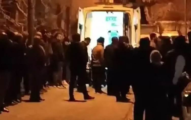 Li Êlihê jinekê bavê xwe kuşt