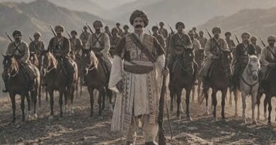 Alî Tekbaş bi Mihemed Arif Cizîrî re stranek got:...