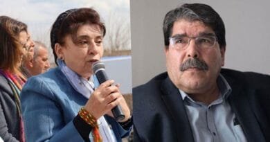 Leyla Zana dê tevlî merasîma cenazeyê Salih...