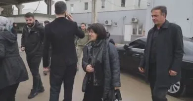 Şandeyeke ji Bakurê Kurdistanê ji bo merasîma...