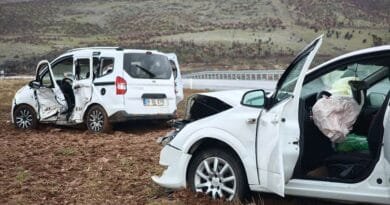 Li Çewlîgê qezaya trafîkê: 13 kes birîndar bûn