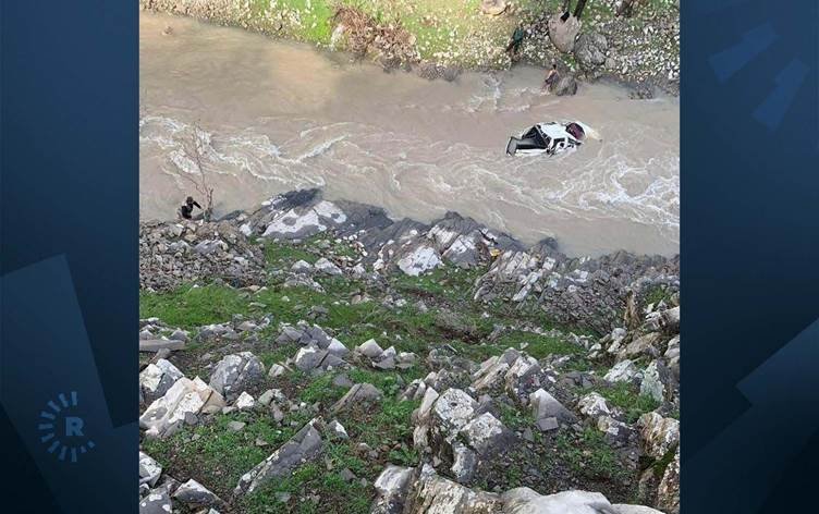 Li Çiyayê Qendîlê wesayîtek ket rûbar