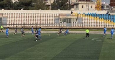 Stadyumên Qamişloyê 22 sal in li benda futbolê ne