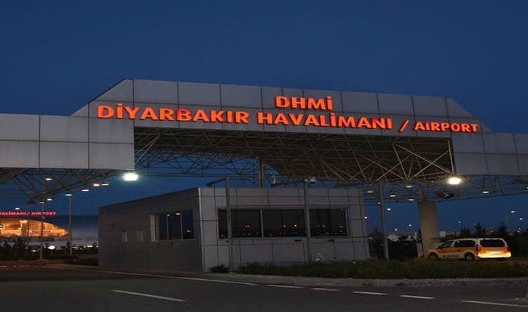 Geştên Balafirgeha Amedê hatin betalkirin, rêwî...