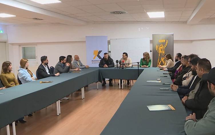 Festîvala Kobaniyê dest bi wergirtina fîlman dike