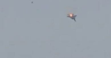 Îro bi 7 mûşek û dronan êrişî Silêmanî û Hewlêrê...