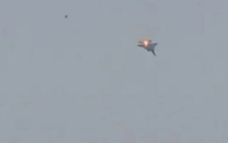 Îro bi 7 mûşek û dronan êrişî Silêmanî û Hewlêrê...