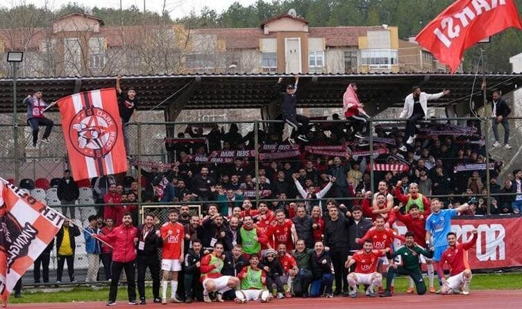 Batman Petrolspor nêzîkî şampiyoniyê ye: Xelk ji...