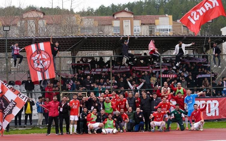 Batman Petrolspor nêzîkî şampiyoniyê ye: Xelk ji...