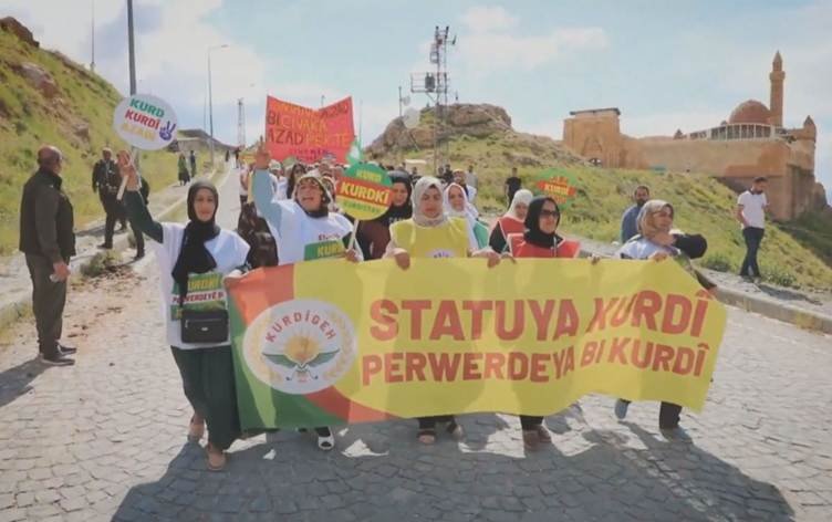 Li Wanê ji ber xebatên Kurdî ceza li Komeleya...