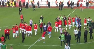 Batman Petrolsporê pişta Muglasporê anî xwarê û...