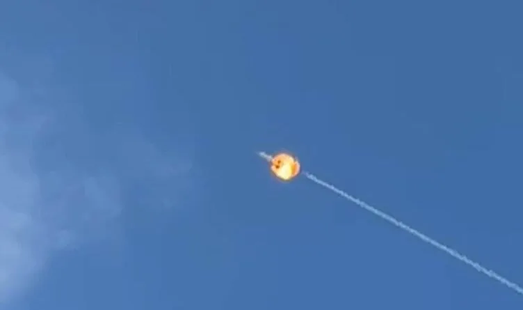 Wezareta Karên Navxwe: Bi 4 dronan êrişî Herêma...