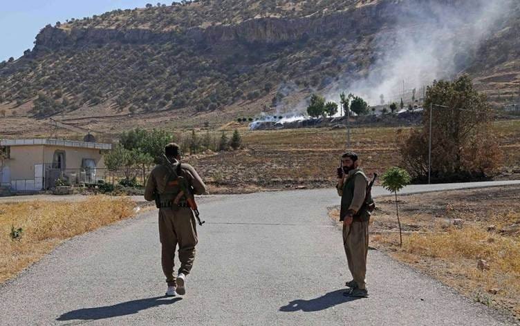 Îran tevî agirbestê êrişî hêzên Kurdan dike