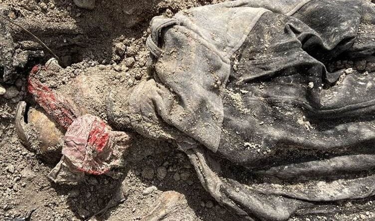 WÊNE - Li Mûsilê 3 gorên bikom hatin dîtin:...